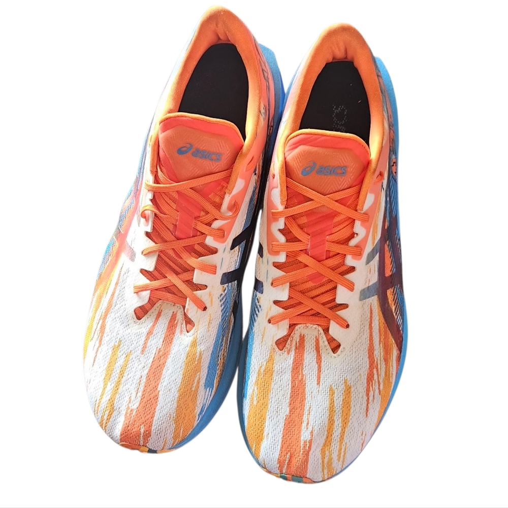 ASICS Novablast - Picture 2 of 8